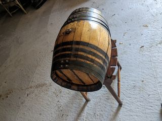 Cuba de vino antigua