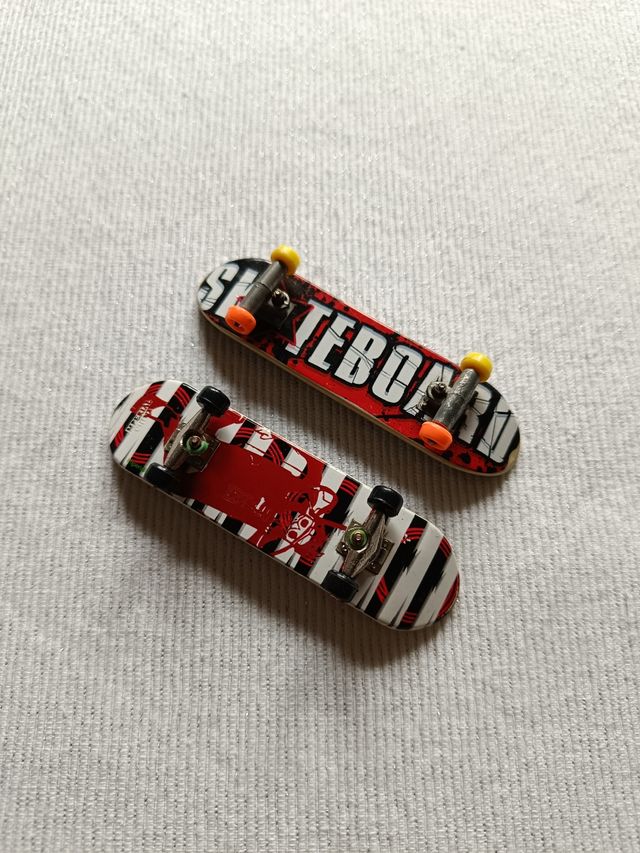 2 Finger skate + Herramientas