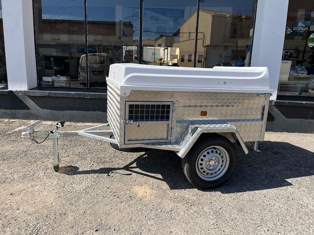 remolque perros 4 departamentos