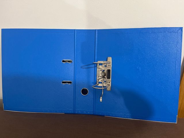 6 Archivadores de dos anillas A4. Nuevos.