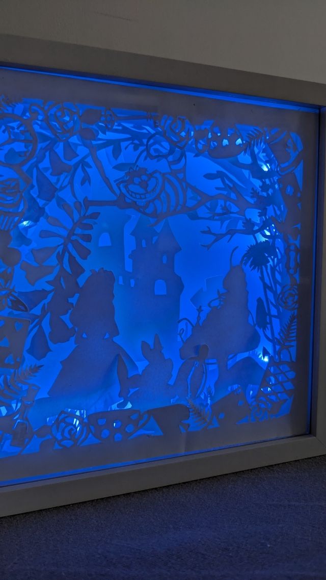 Shadow light box alice in Wonderland
