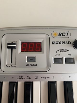 Teclado BCT midiplus 25 origin
