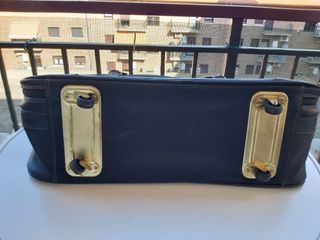 Maleta de piel de viaje. Marca Nobuck.