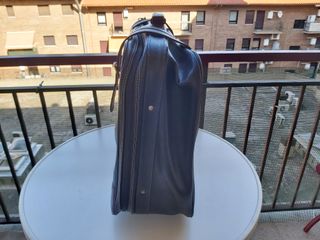 Maleta de piel de viaje. Marca Nobuck.