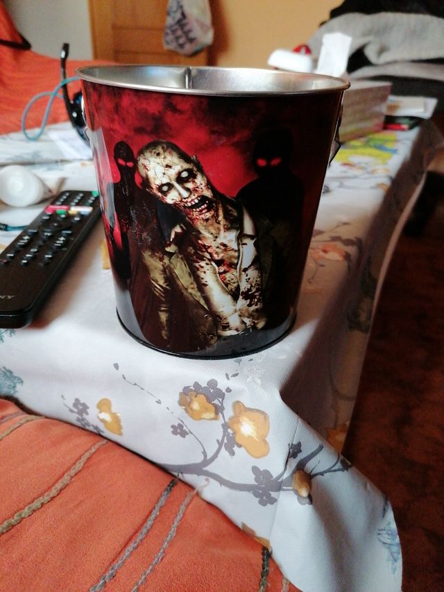 Cubo Halloween zombies