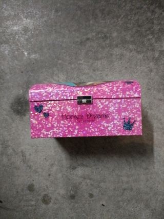 Bebé llorón grande + caja joyero depesche