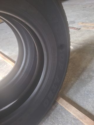  Vendo 2 neumáticos en perfecto estado