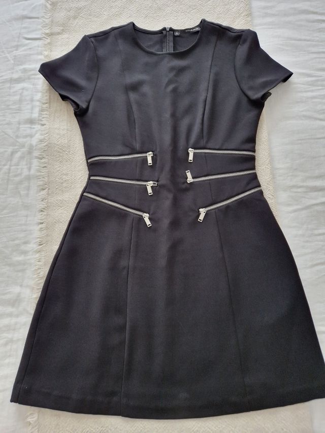 Bonito vestido Sfera