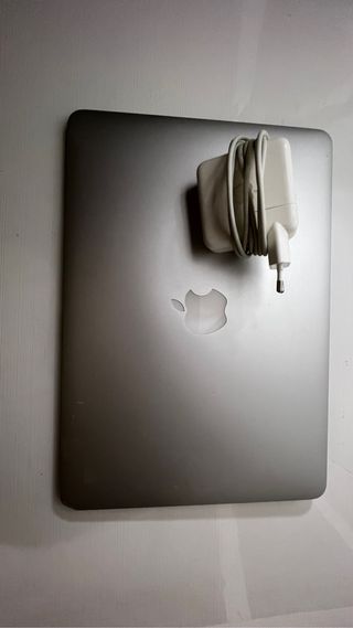 portatil Macbook Air 13”