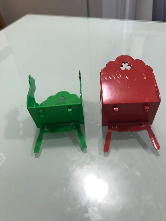 2 sillas del tiovivo barriguitas año 70