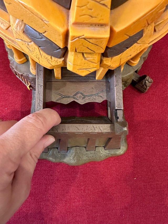 giocattilo castello dei girmiti