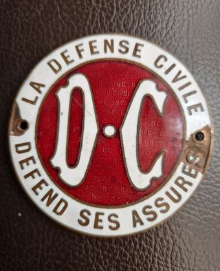PLACA “D.C” LA DEFENSE CIVILE