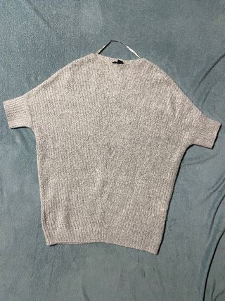 jersey gris oversized de manga corta