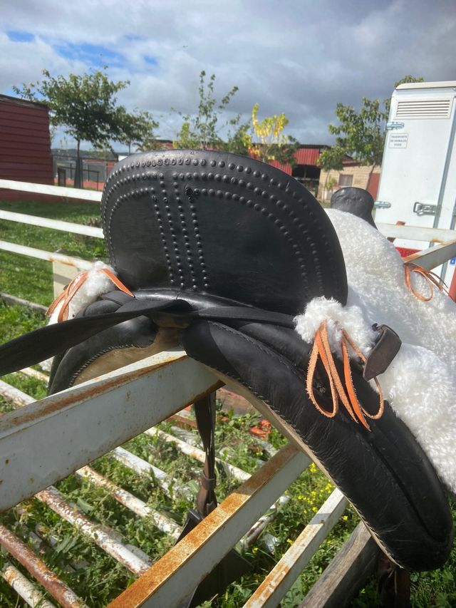 Silla VAQUERA MIXTA zalea NATURAL sin estrenar