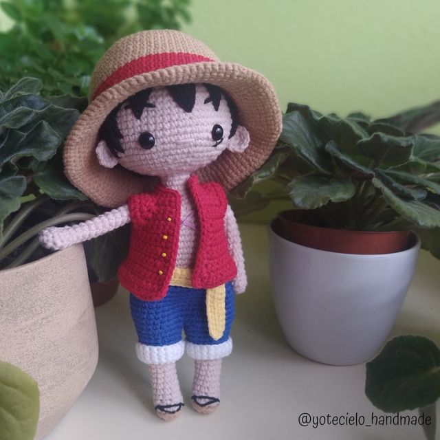Luffy One Piece amigurumi