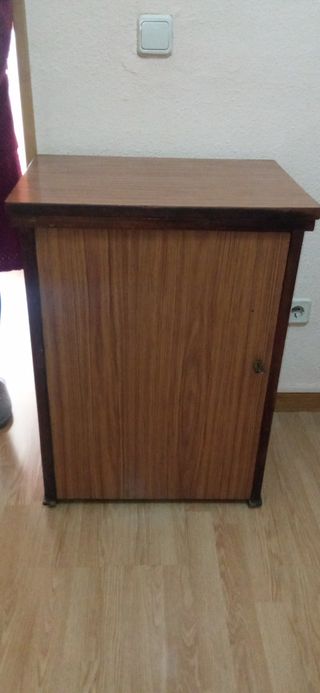 Maquina de coser Alfa