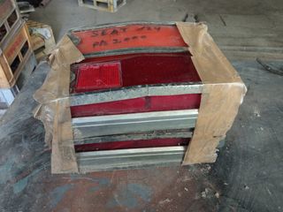 Pilotos traseros seat 124