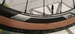 Ruedas megamo gravel GR700 -TLR