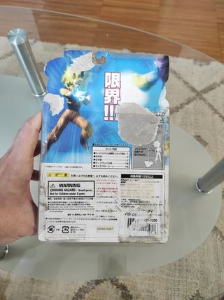 Figura Goku ss3 hybridaction