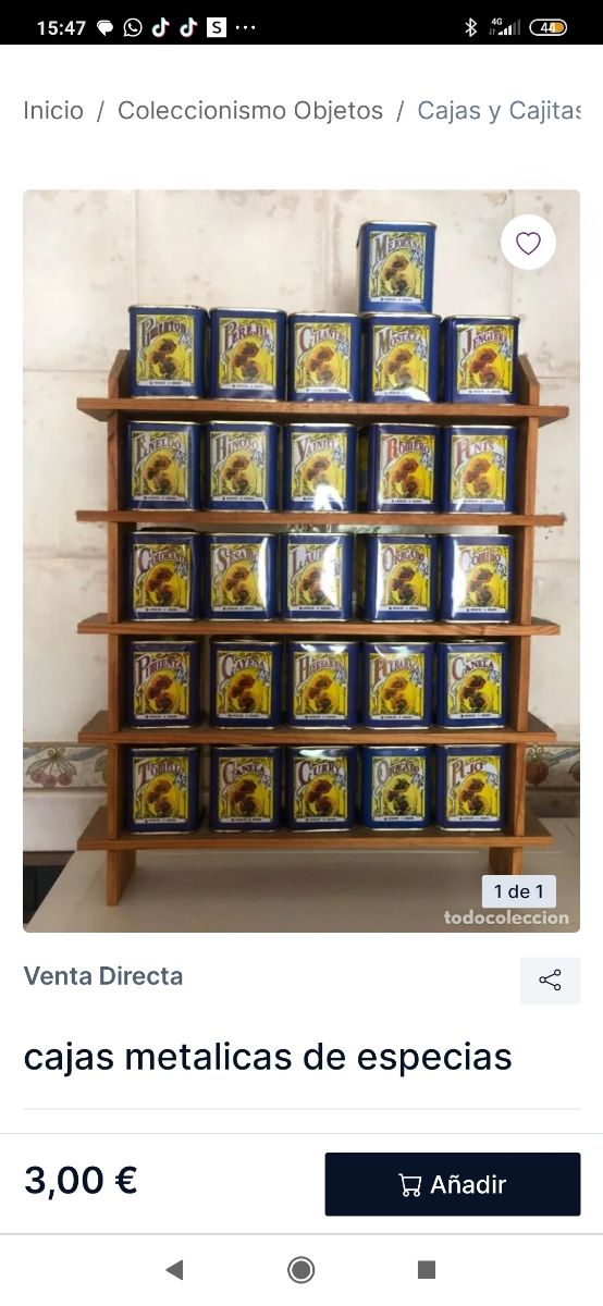 Expositor con 25 cajitas especias