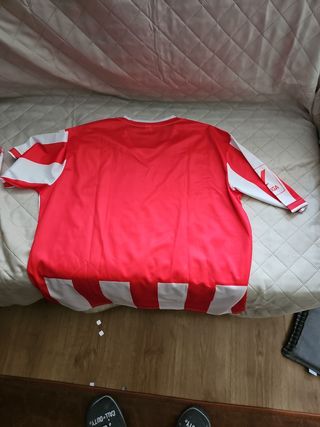 Camiseta fútbol Castore Talla XXL nueva