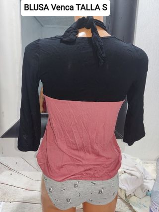 Blusa roja  y negro 
