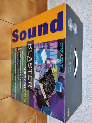 Equipo sonido con 4 altavoces