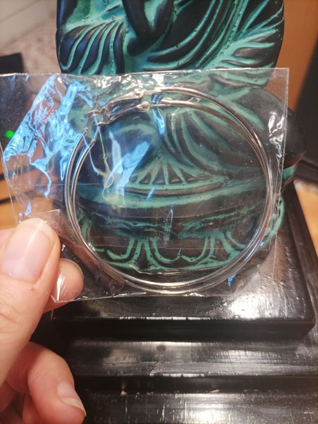 orecchini cerchi tondi rotondi grandi fashion moda