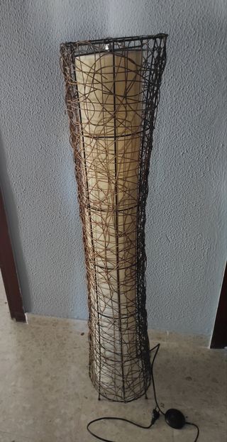 Lampara de pie