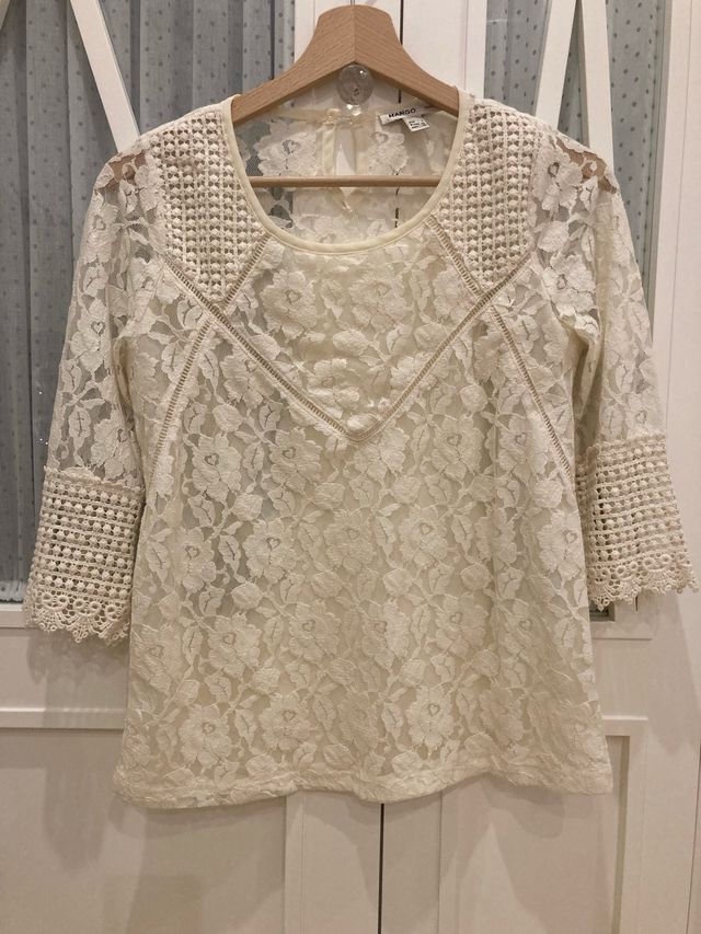 Blusa de encaje Mango