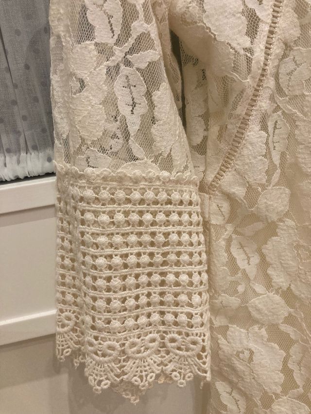 Blusa de encaje Mango