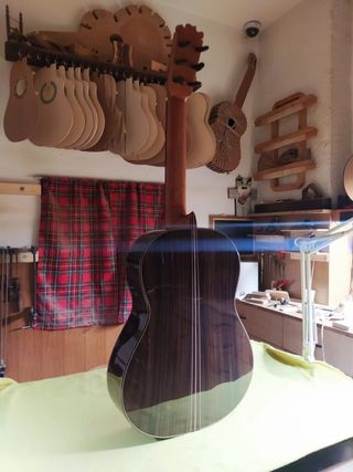 Guitarra de palillo palosanto/cedro luthier martin