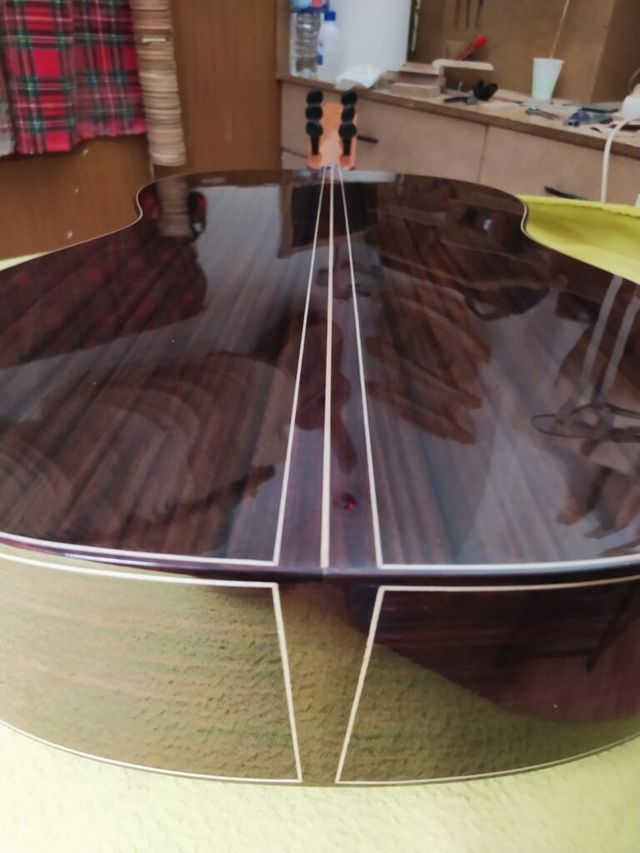 Guitarra de palillo palosanto/cedro luthier martin