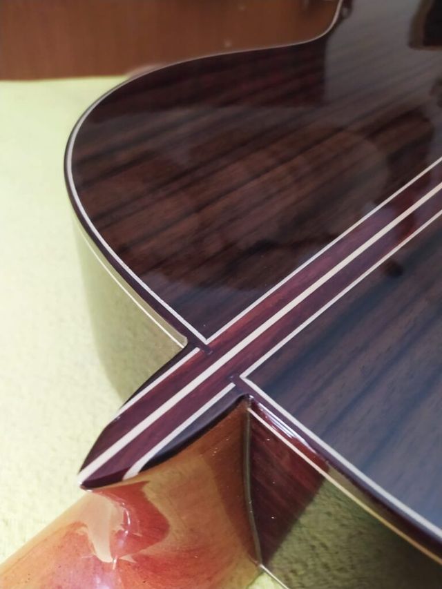 Guitarra de palillo palosanto/cedro luthier martin