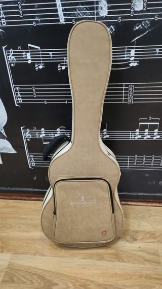 Guitarra de palillo palosanto/cedro luthier martin