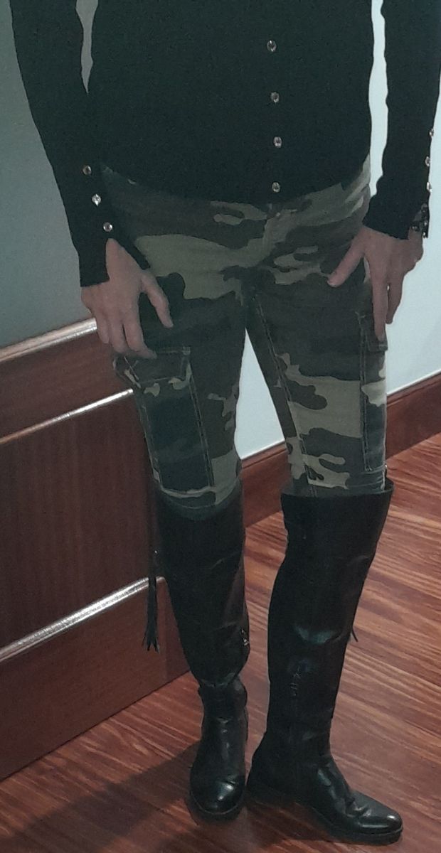 Preciosas botas mosqueteras de piel