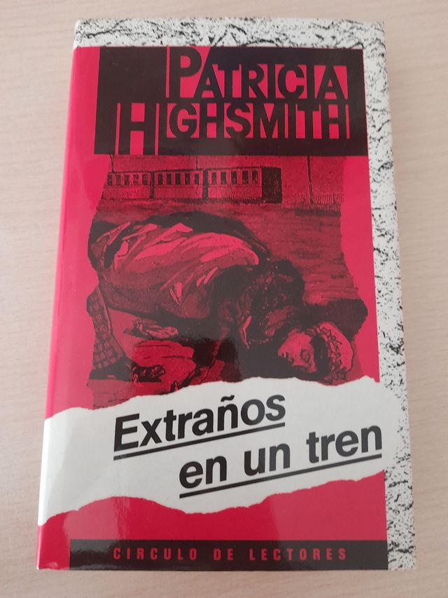 Libro "Extraños en un tren"
