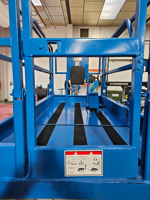 PLATAFORMA ELEVADORA ELECTRICA GENIE