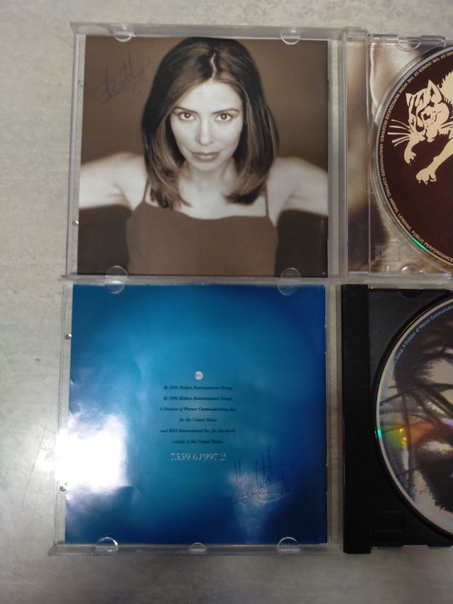 Lote de CDs de Amparo Sandino