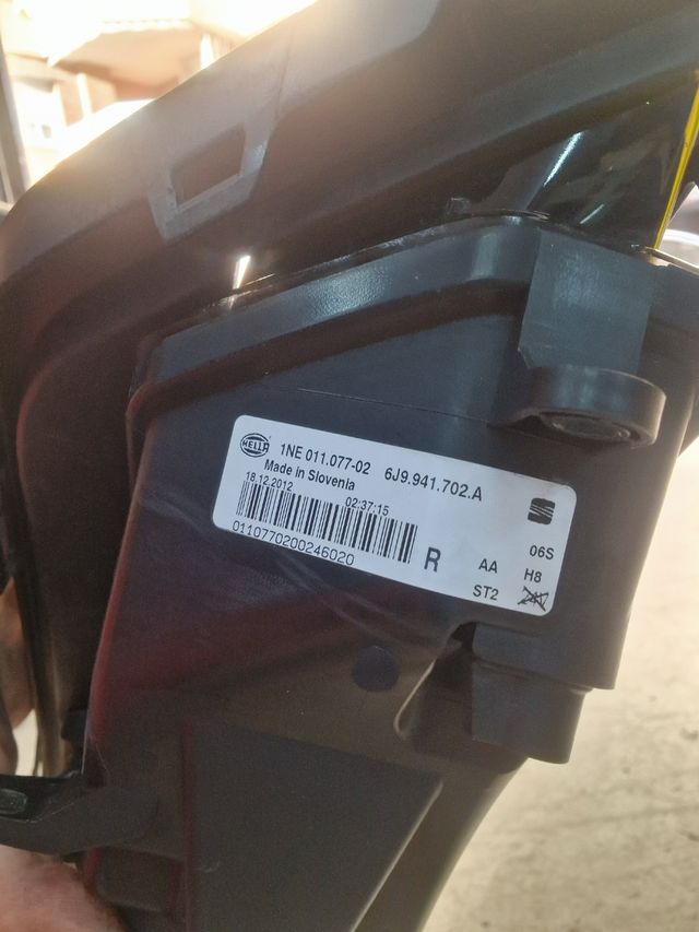 Antiniebla delantero seat leon