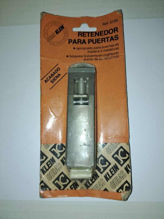 RETENEDOR PUERTA KLEIN