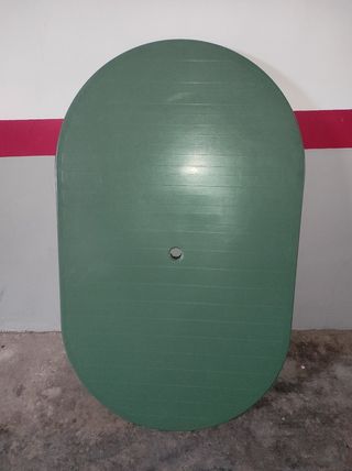 MESA Y 4 SILLAS DE JARDÍN