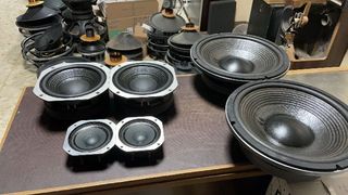 Altavoces JBL