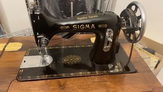 Mueble maquina de coser Sigma