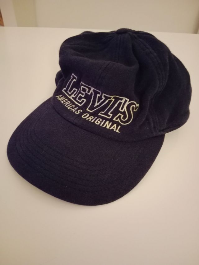 Levi's