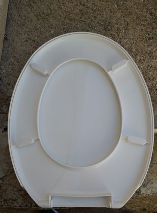 Tapa de inodoro de plástico