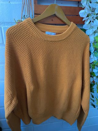 Jersey mostaza de Mango