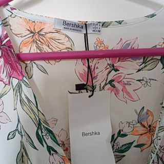 camisa top de flores