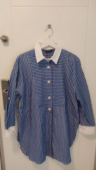 Camisa Oversize rayas Zara con etiqueta 