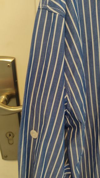 Camisa Oversize rayas Zara con etiqueta 